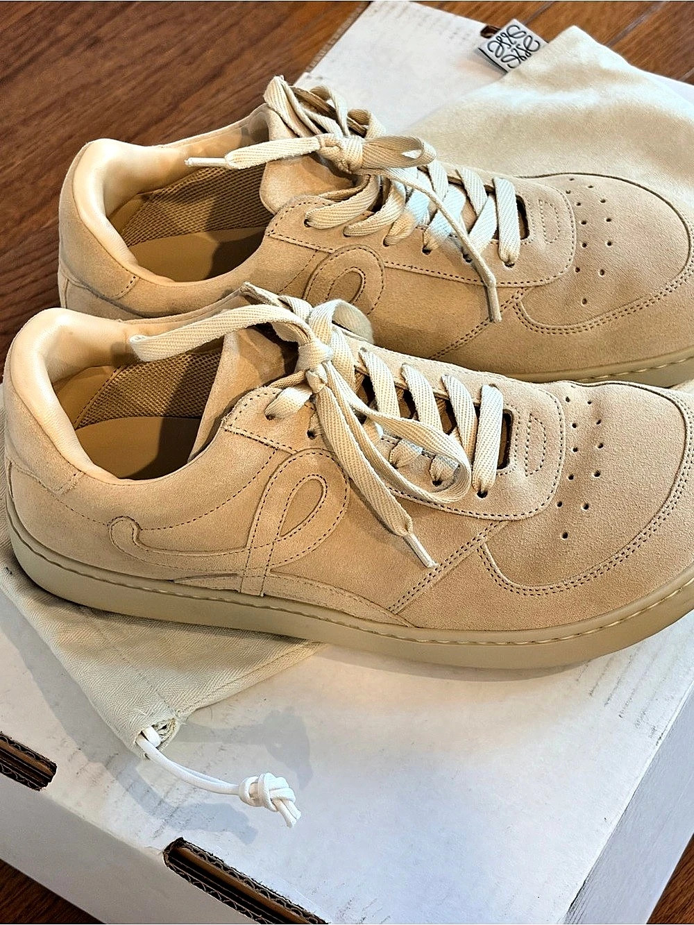 Loewe Cream Sneakers EU 40 Like New